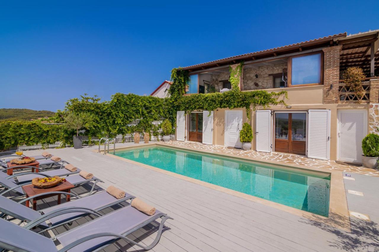 Villa Tramonto With Private Heated Pool, By Zantewize Volímai 外观 照片