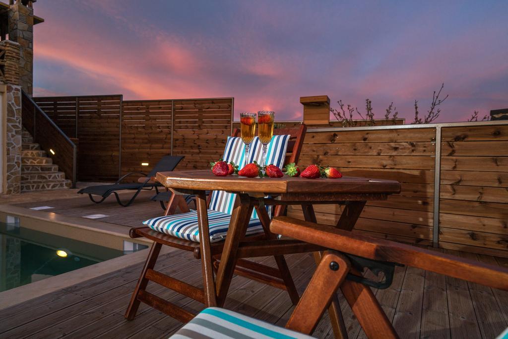 Villa Tramonto With Private Heated Pool, By Zantewize Volímai 外观 照片
