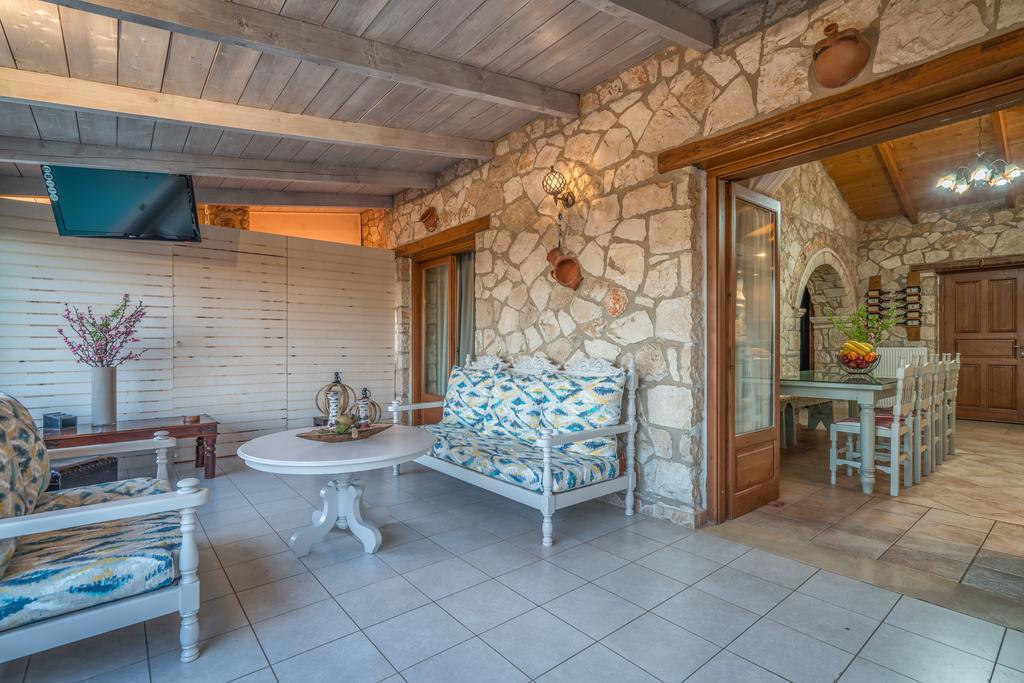Villa Tramonto With Private Heated Pool, By Zantewize Volímai 外观 照片
