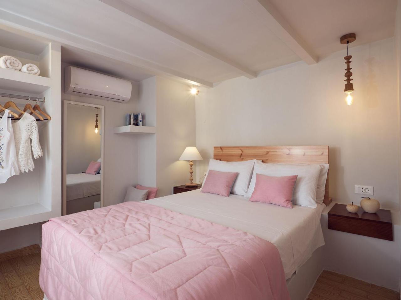 Villa Tramonto With Private Heated Pool, By Zantewize Volímai 外观 照片